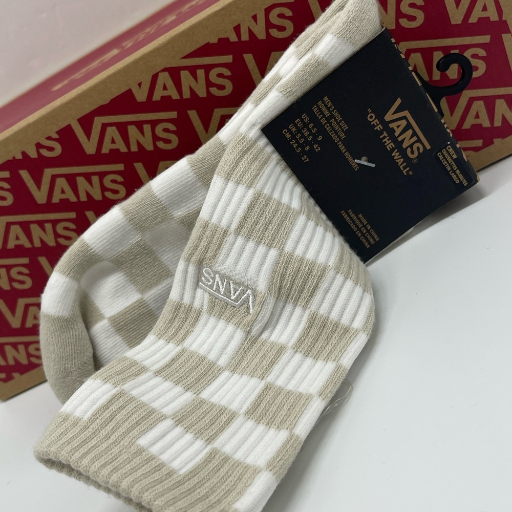 Vans Men's Checkered Socks - White and Tan Vans Checkerboard Crew Socks (1 pair) - Picture 8 of 16